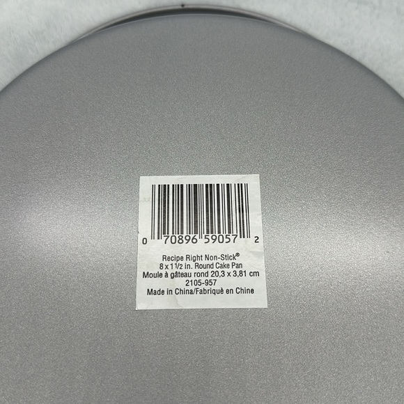 Wilton Recipe Right Non-Stick 8”x 1-1/2” Round Cake Pan -#2105-957 - Picture 7 of 7